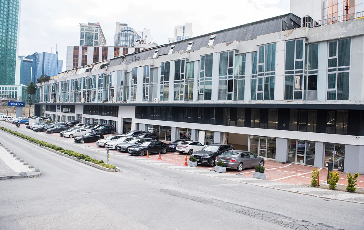 Otomol Maslak Showroom İstanbul